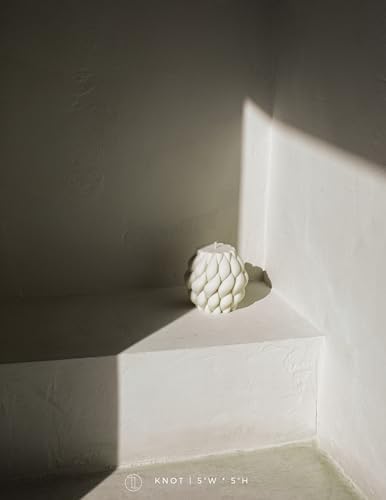 LAWA Knot Ball Candle - White Elegant Soy Wax Pillar Decor