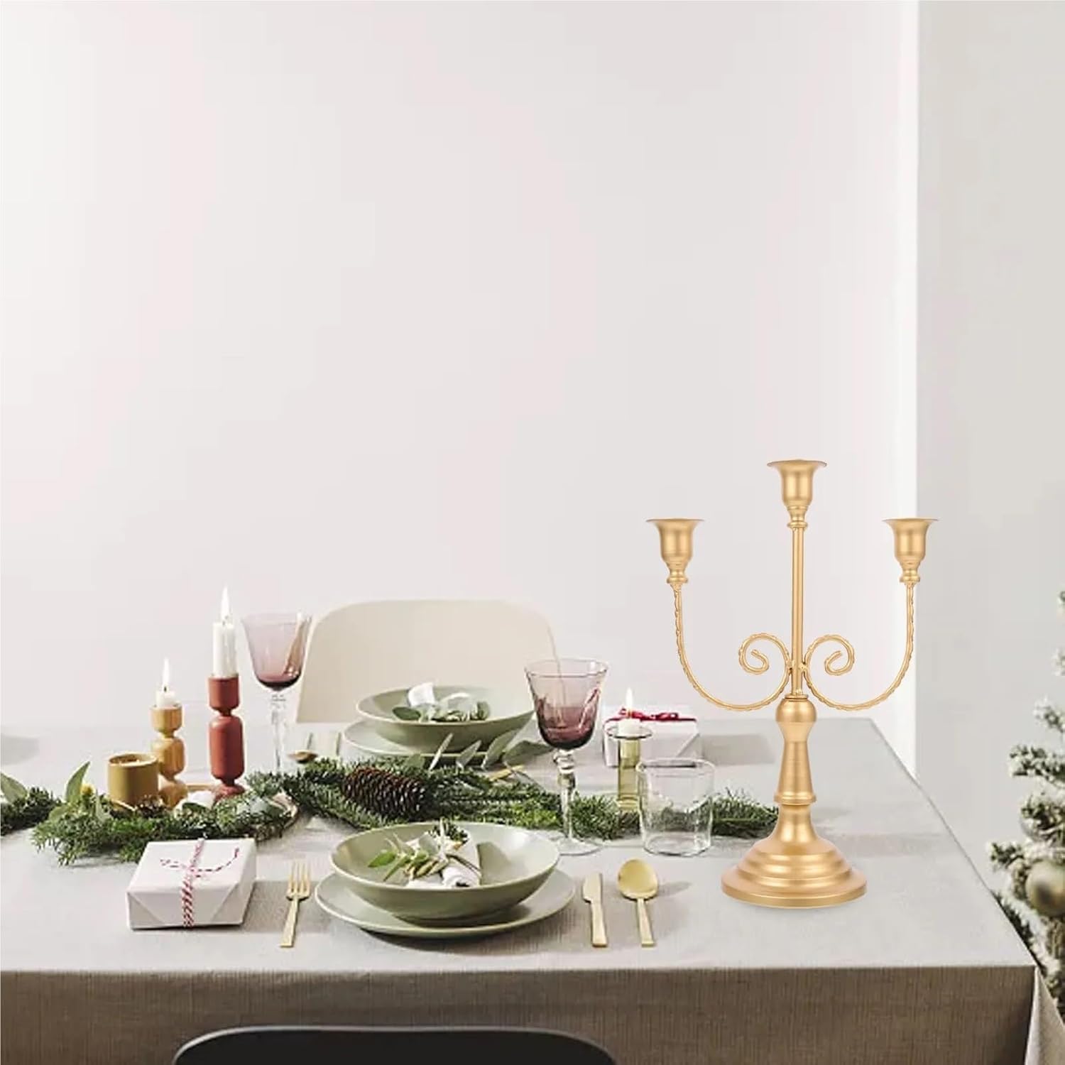 Three-Arm Candleholder Santa Candle Stand with Detachable Candlesticks