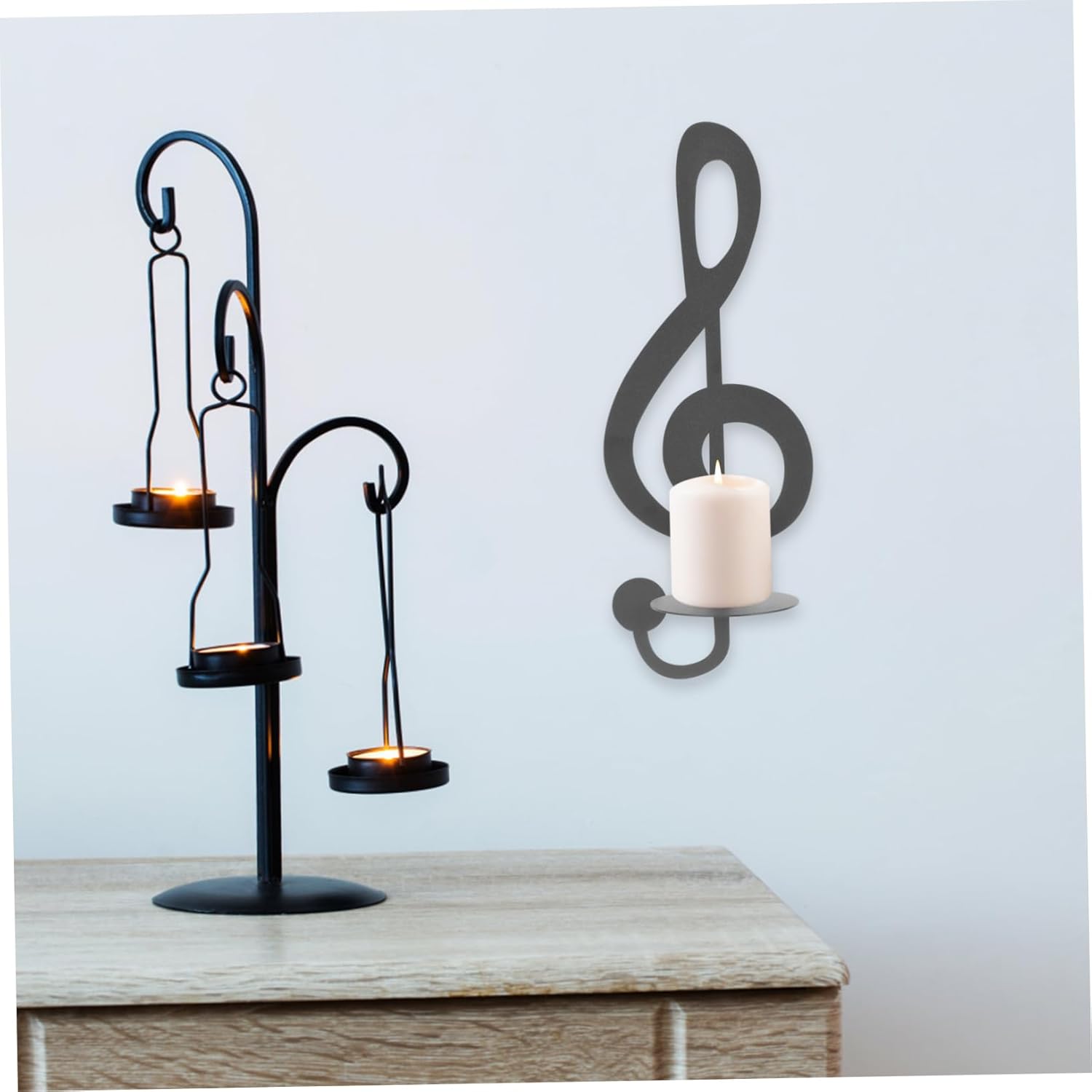 Elegant Metal Wall Sconce