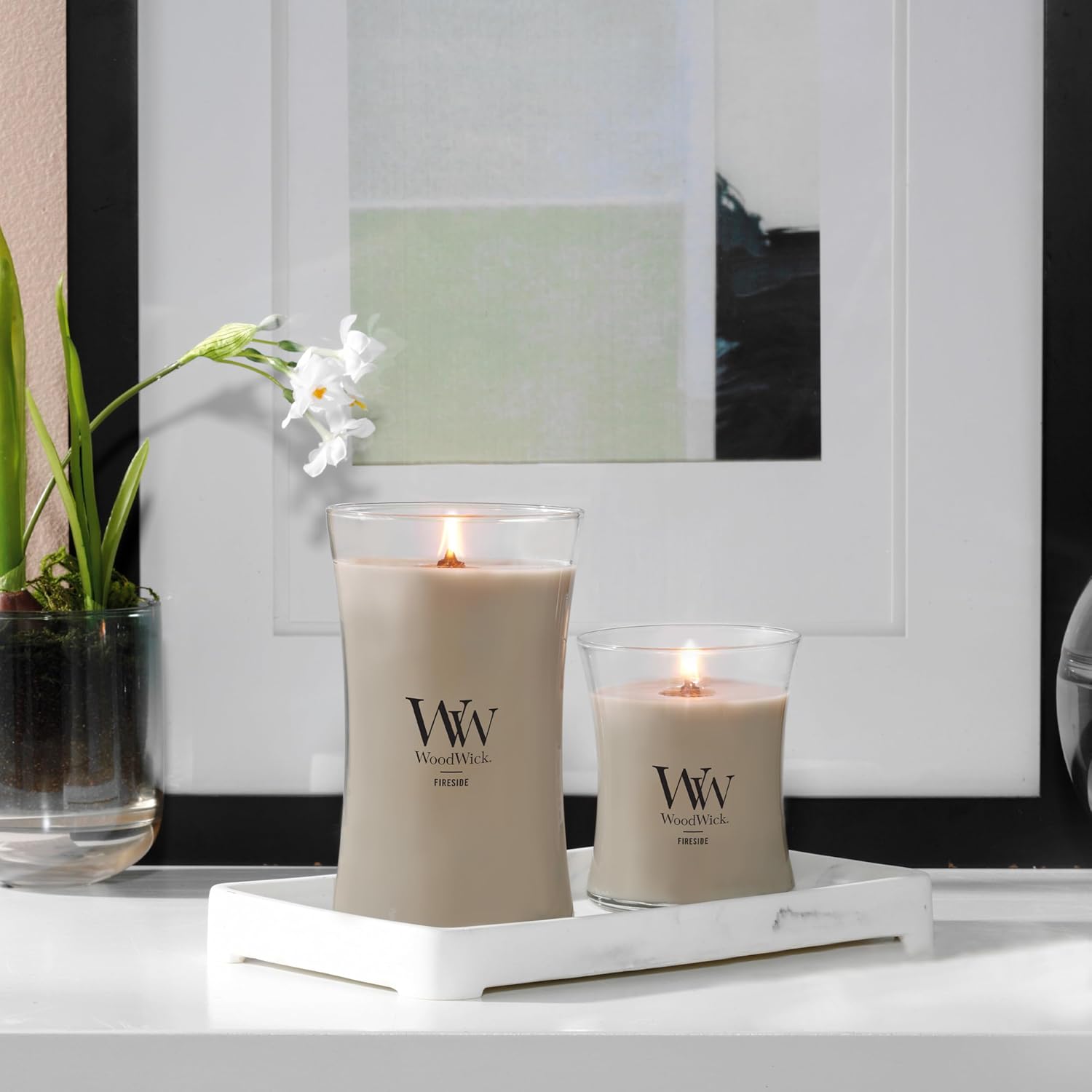 WoodWick Medium Hourglass CandleFireside Scent Premium Soy crackles 97oz
