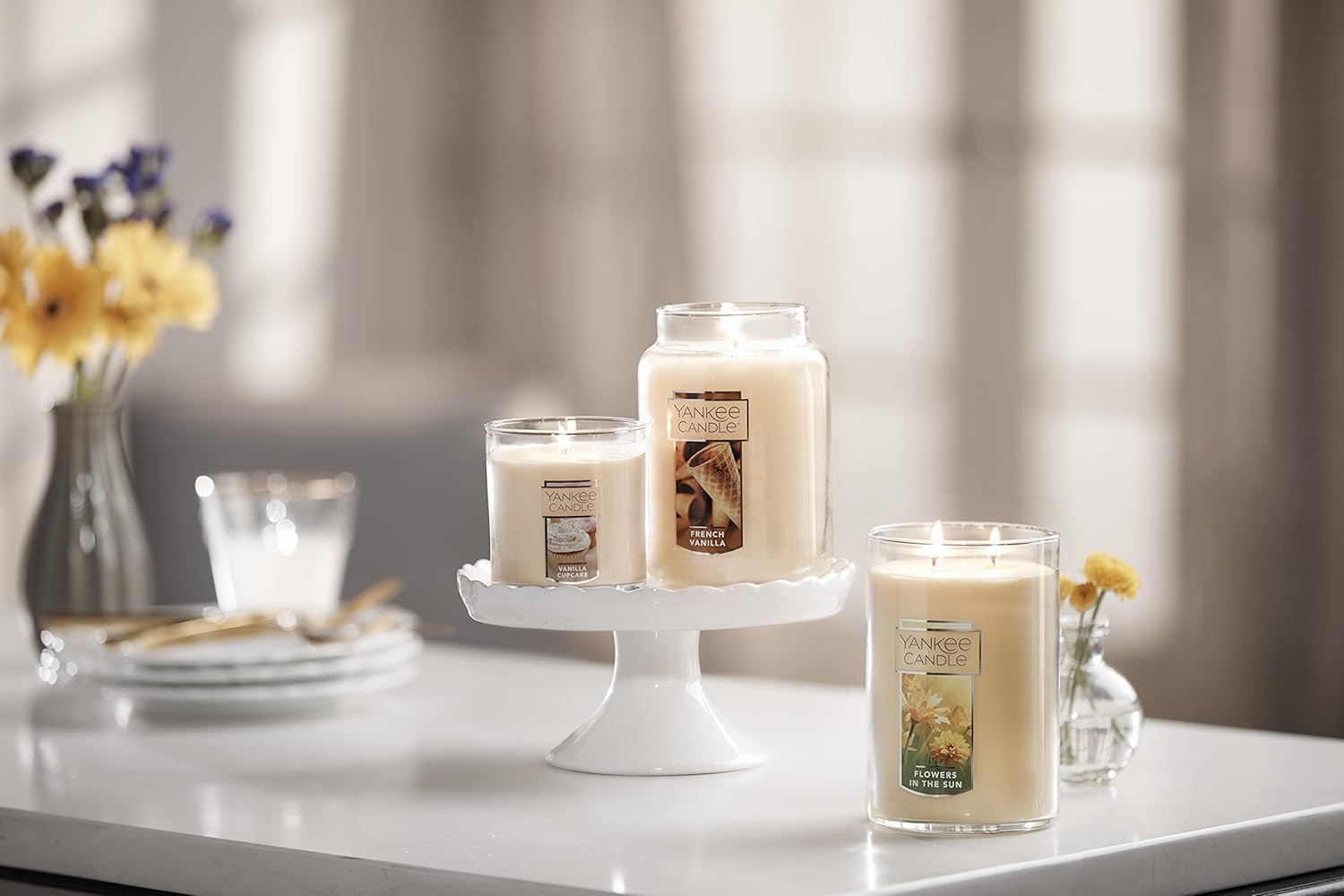 French Vanilla Candle - Long Burning Eco-Friendly Jar Candle