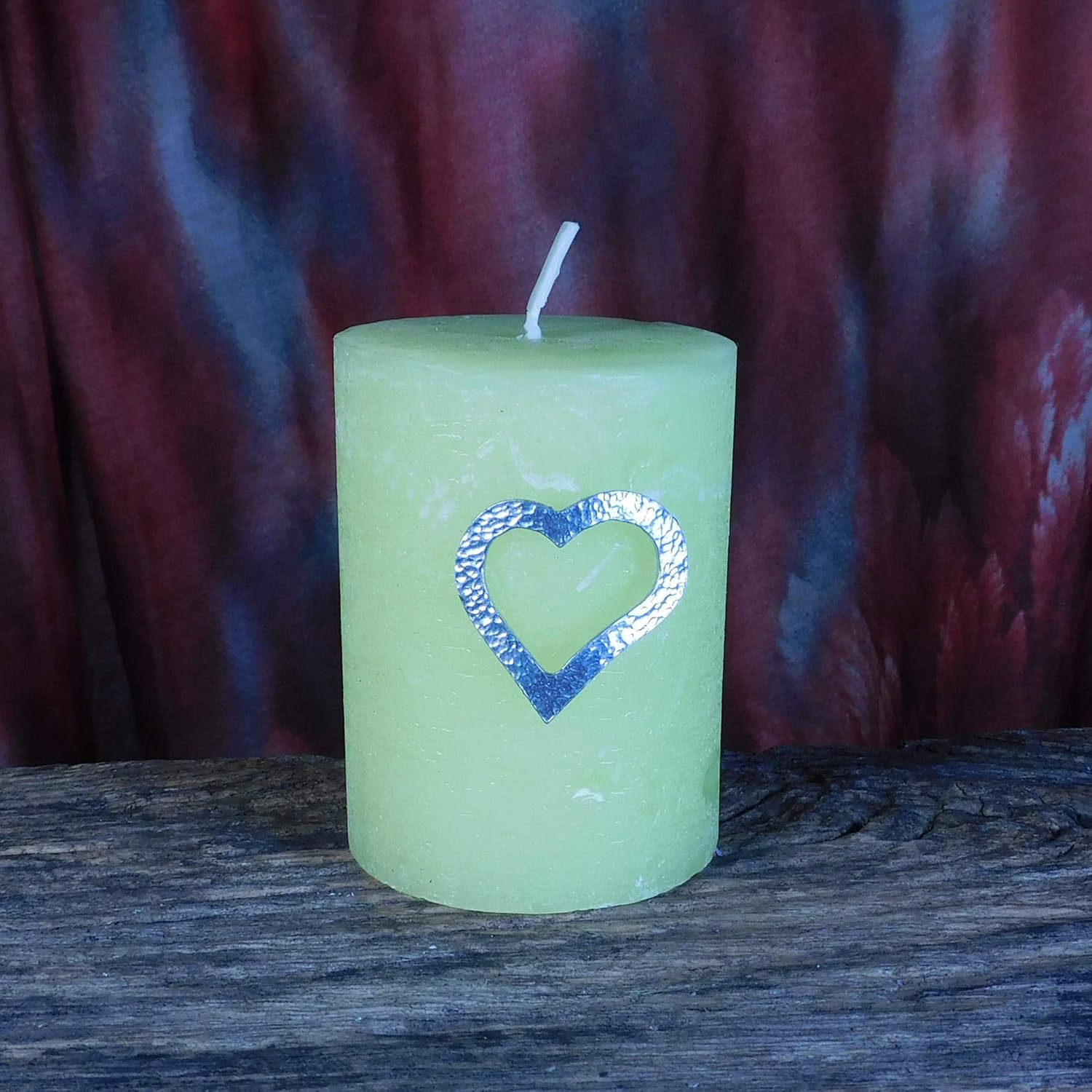 Discover 3 Heart Candle Pins for a Unique Touch