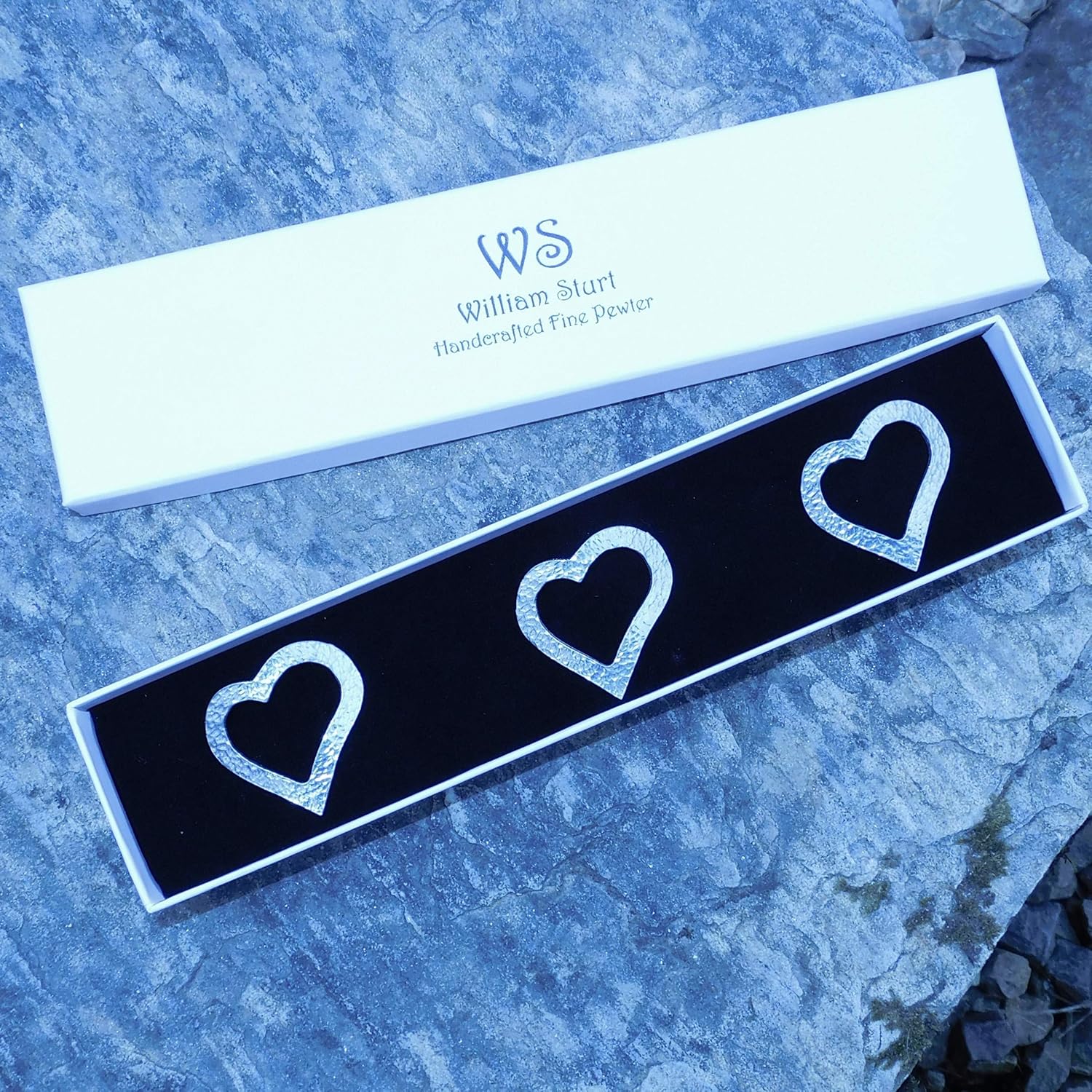 Discover 3 Heart Candle Pins for a Unique Touch